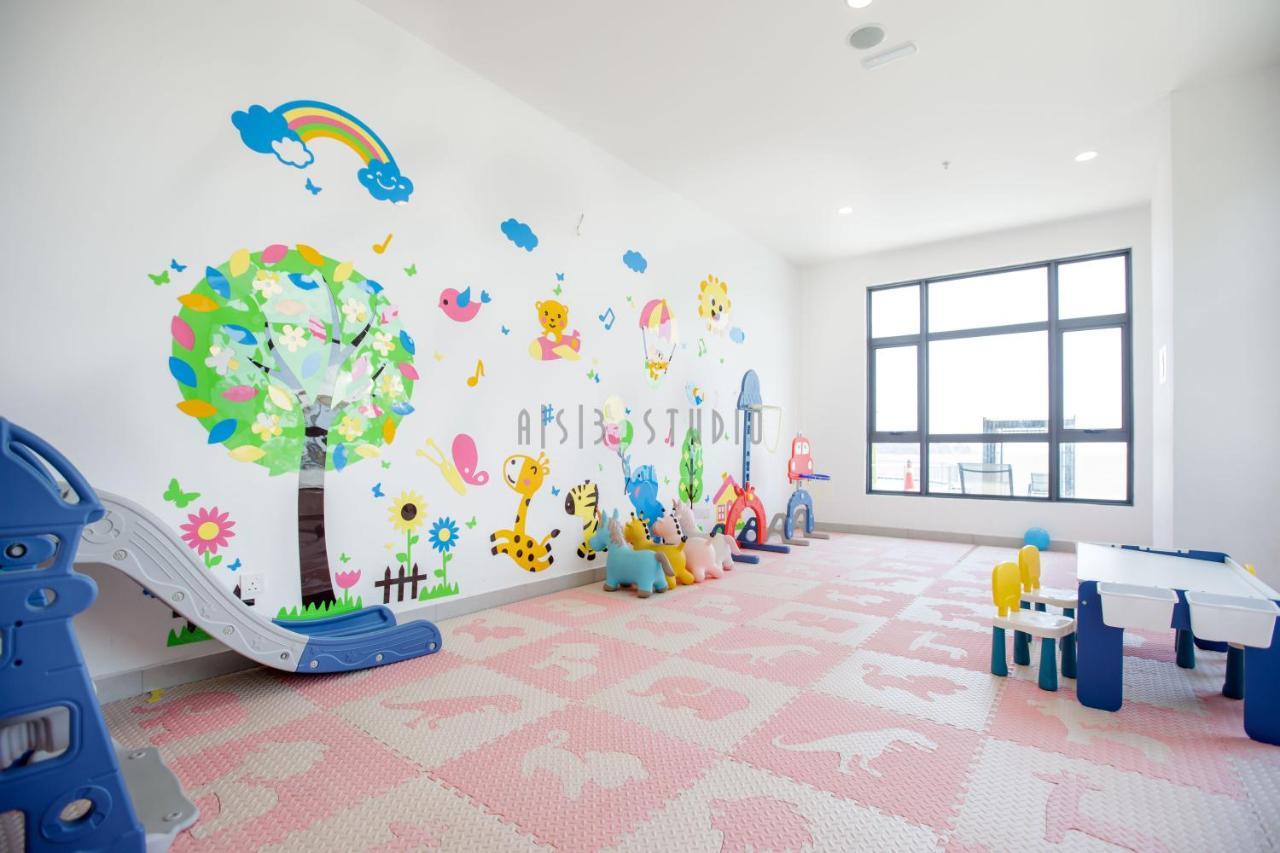 Aisi3 Studio Seaview At Tanjung Lumpur Kuantan Ngoại thất bức ảnh