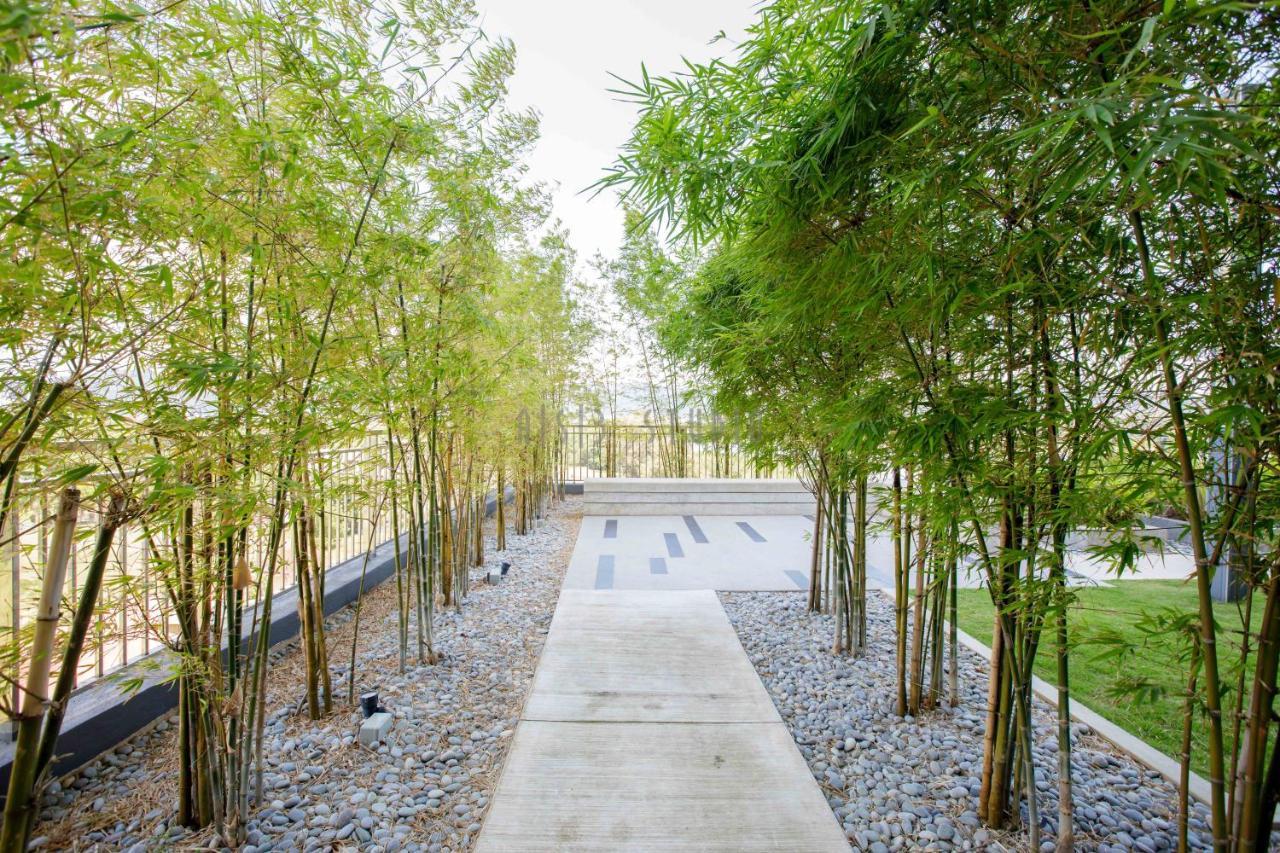 Aisi3 Studio Seaview At Tanjung Lumpur Kuantan Ngoại thất bức ảnh